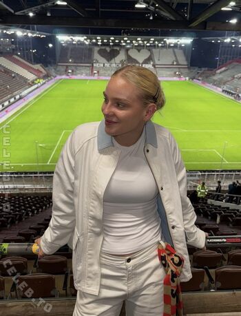 Full leaked Meira werner private photo