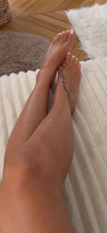 Full leaked Melanie da cruz private photo