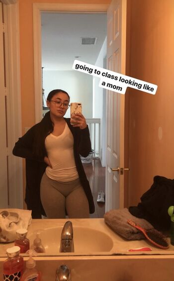 Full leaked Melanie private photo