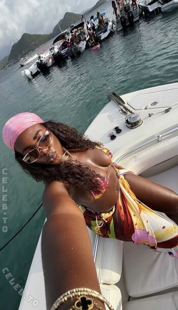 Full leaked Melaxgoddess private photo