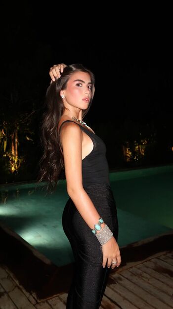 Full leaked Melbayde private onlyfans photo