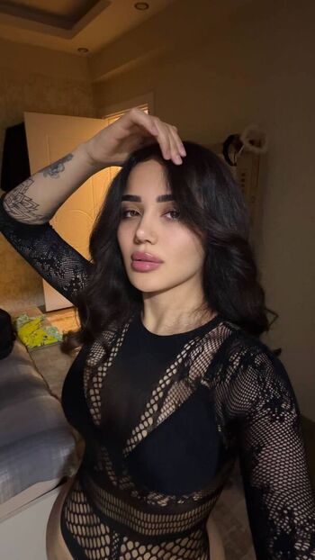 Full leaked Melek azad private photo
