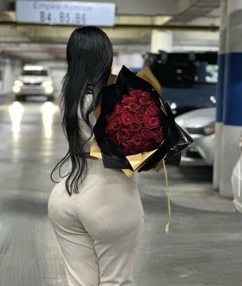 Full leaked Melekazad page private onlyfans photo