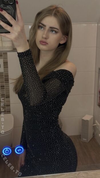 Full leaked Meleomanie private photo