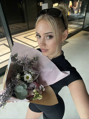 Full leaked Meli private photo