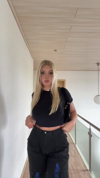 Full leaked Meli private photo