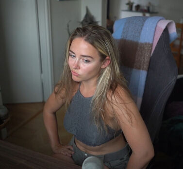 Full leaked Melina goransson private photo