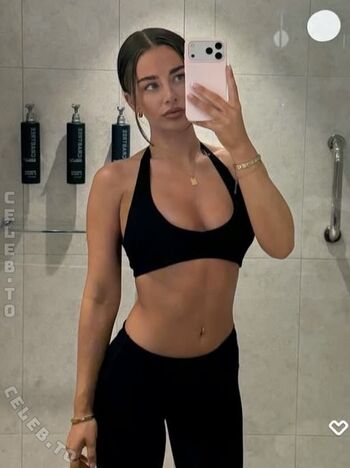 Full leaked Mell richards private photo