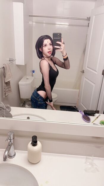 Full leaked Melondoki private photo