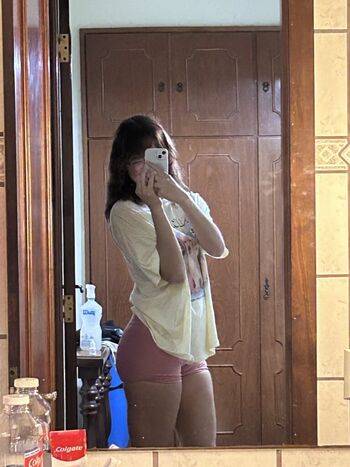 Full leaked Melzinha tadinha private onlyfans photo