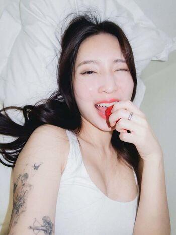 Full leaked Mena noona private onlyfans photo