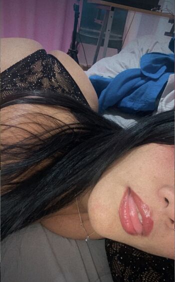 Full leaked Mendezari private photo