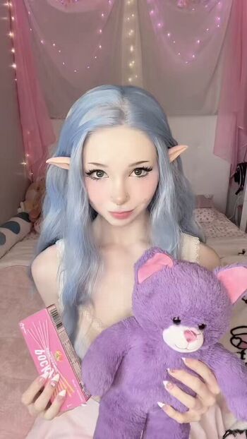 Full leaked Mennah private photo