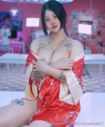 Full leaked Meowbeam private onlyfans photo