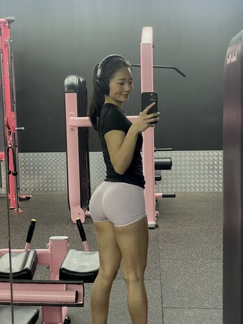 Full leaked Meowgii private onlyfans photo