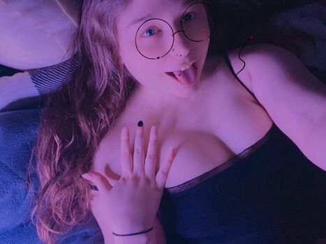 Full leaked Meowmyks private photo