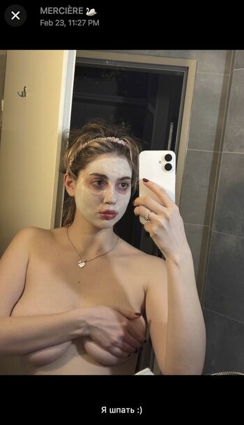 Full leaked Merciere private photo