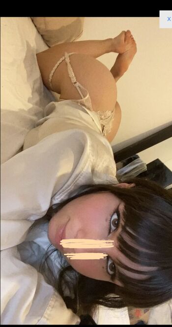 Full leaked Mercredi private photo