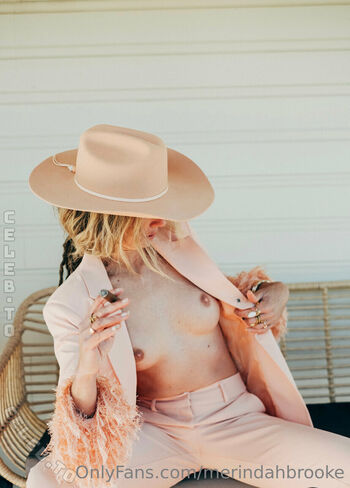 Full leaked Merindahbrooke private photo