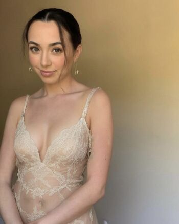 Full leaked Merrell twins private photo