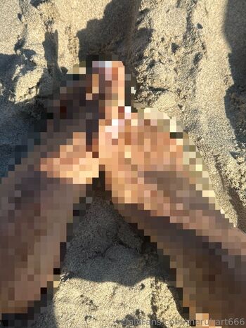 Full leaked Meruhart private photo