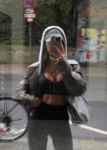 Full leaked Merve ozkan page private onlyfans photo