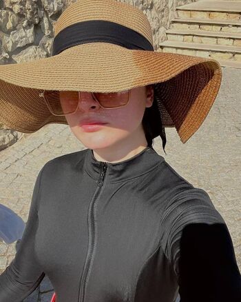 Full leaked Mervenursariii private onlyfans photo