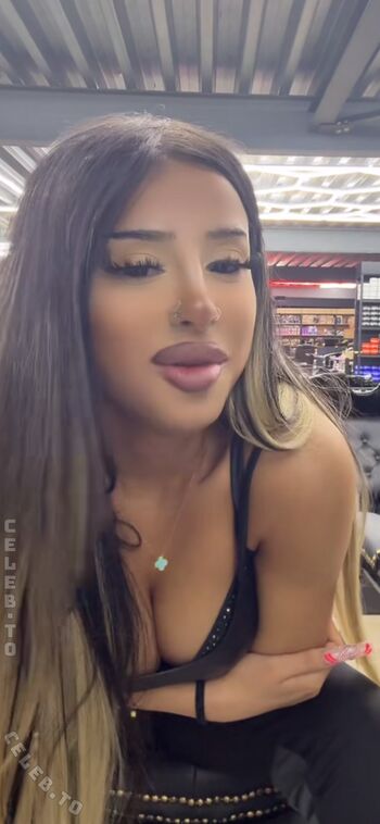 Full leaked Meryamcs private onlyfans photo