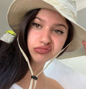 Full leaked Meshi roter private onlyfans photo