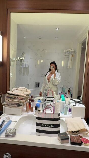 Full leaked Mess vakili private photo