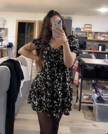 Full leaked Meuf en talons private photo