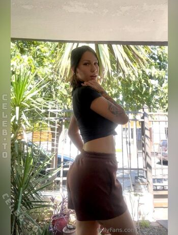 Full leaked Mia private photo