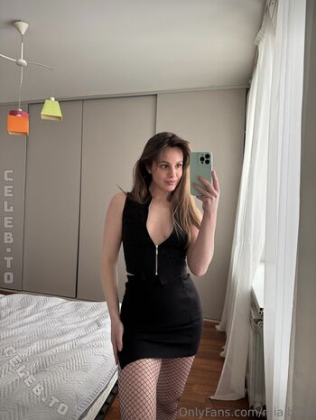 Full leaked Mia belle private onlyfans photo