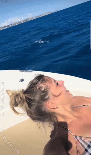 Full leaked Mia bender private photo