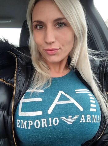 Full leaked Mia borgan private onlyfans photo