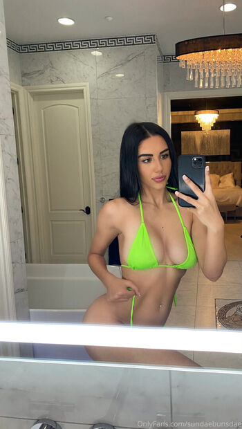 Full leaked Mia falls private photo