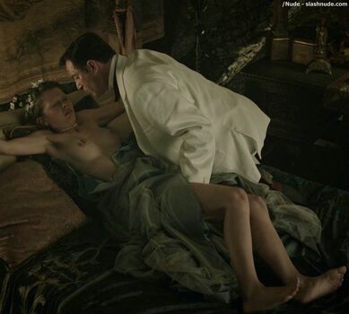 Full leaked Mia goth private onlyfans photo