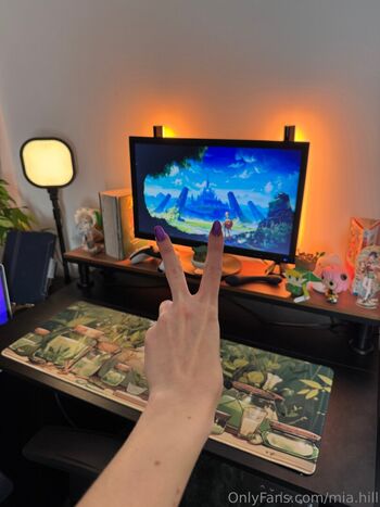 Full leaked Mia hill private onlyfans photo