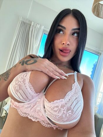 Full leaked Mia keller private onlyfans photo