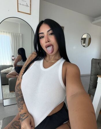 Full leaked Mia keller private photo