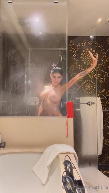 Full leaked Mia khalifa  page private onlyfans photo