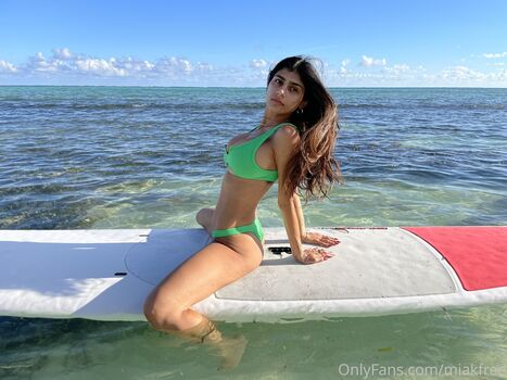 Full leaked Mia khalifa  page private onlyfans photo