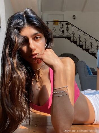 Full leaked Mia khalifa page private photo
