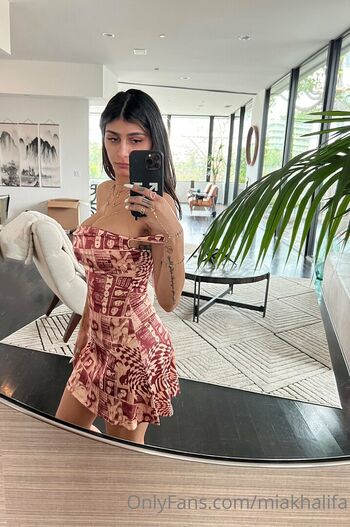 Full leaked Mia khalifa page private photo
