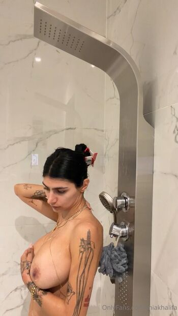 Full leaked Mia khalifa page private photo