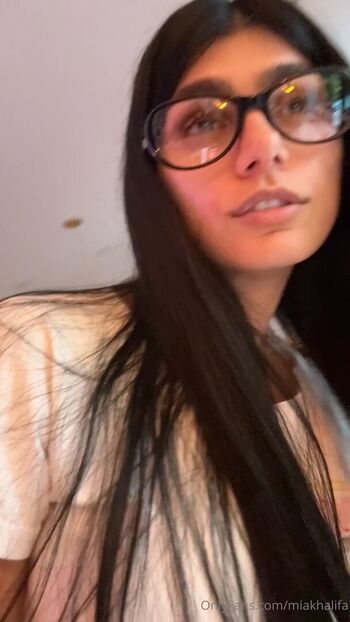 Full leaked Mia khalifa  page private photo
