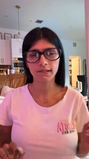 Full leaked Mia khalifa  page private photo