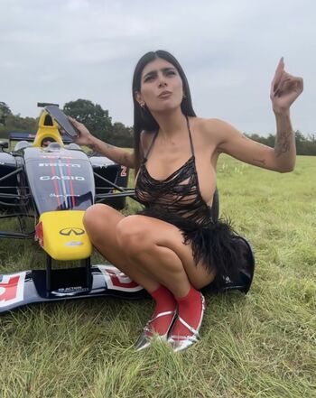 Full leaked Mia khalifa page private photo