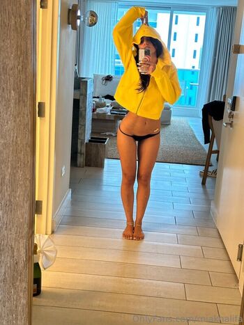 Full leaked Mia khalifa page private photo