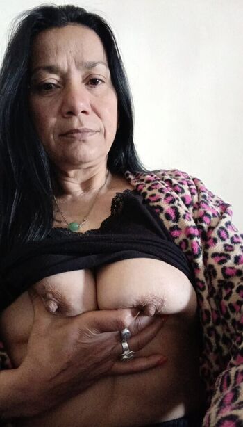 Full leaked Mia khalifa private photo